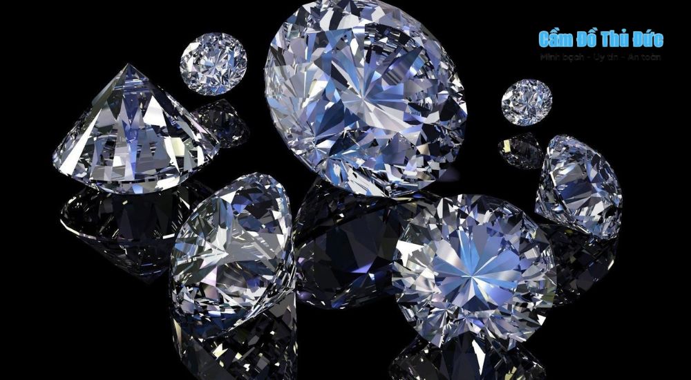 So sánh giữa tiệm cầm kim cương uy tín và không uy tín