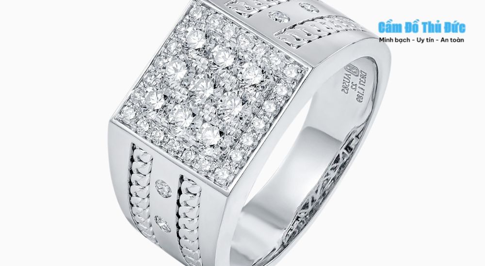 Cầm kim cương uy tín cần có giám định và hợp đồng rõ ràng